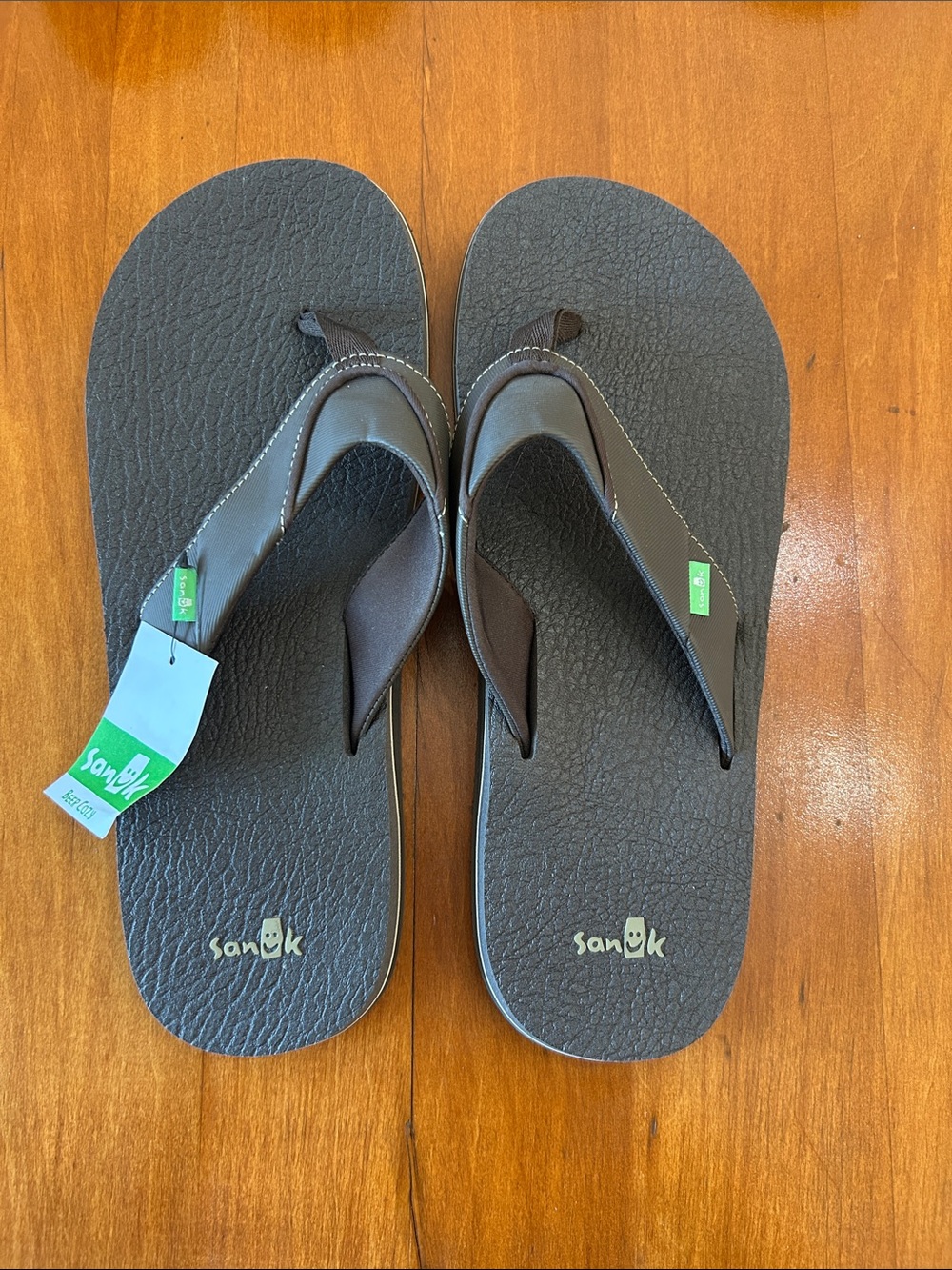 NWT Sanuk Beer Cozy Flip Flops Men’s 13 Brown NWT Comfort Beach Sandals